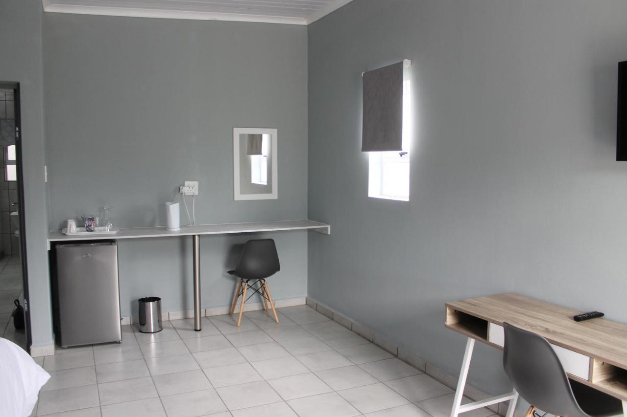 Berry Lane Guesthouse Kroonstad Extérieur photo