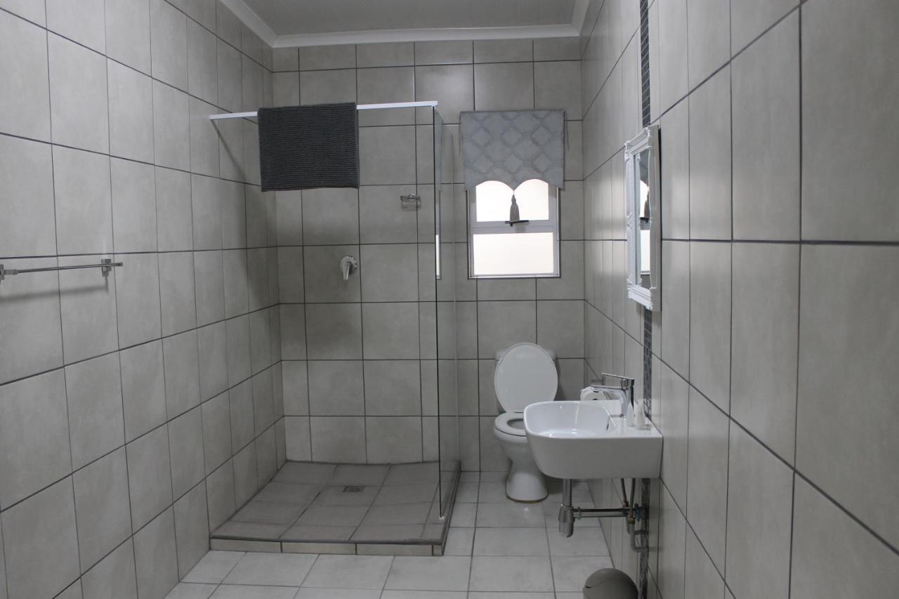 Berry Lane Guesthouse Kroonstad Extérieur photo