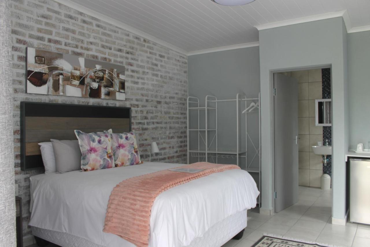 Berry Lane Guesthouse Kroonstad Extérieur photo