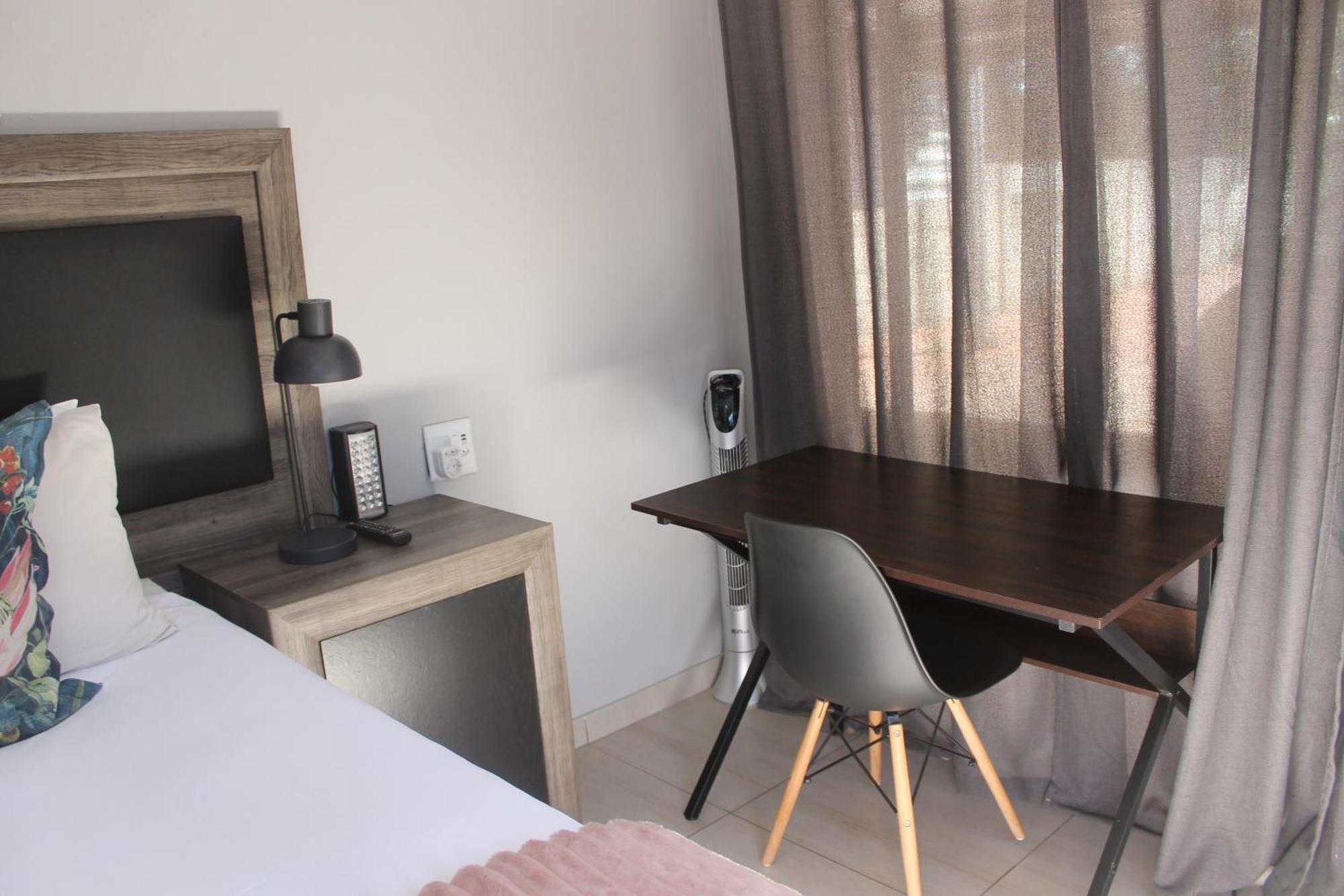 Berry Lane Guesthouse Kroonstad Extérieur photo